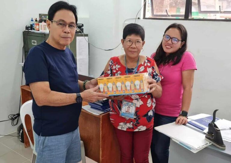 CENECO BOD Carbon donated lightbulbs to four Barangays